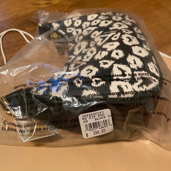 Michael Kors Authentic Cora Crossbody Bag NWT - Picture 12 of 12